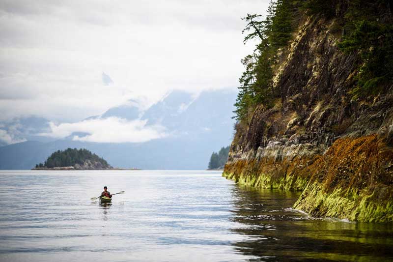 Amura,AmuraWorld,AmuraYachts, La costa de Desolation Sound. Foto: Andrew Stain.