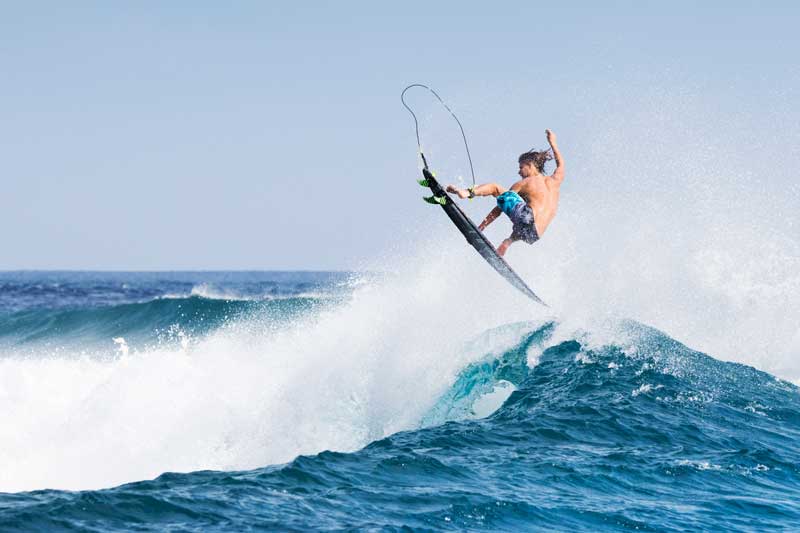 Amura,AmuraWorld,AmuraYachts, Surfistas de todos los niveles se dan cita en Vodi Point, en la isla Niyama.