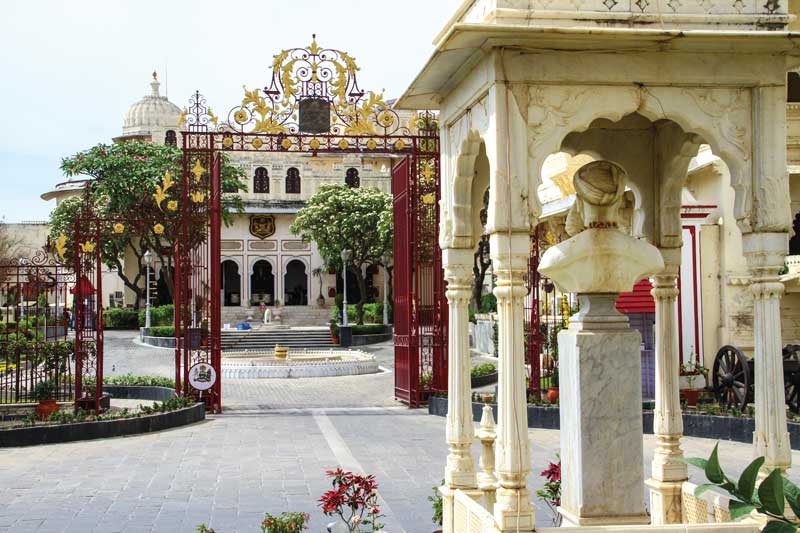 The past of the Maharajas is evident in Rajasthan.
