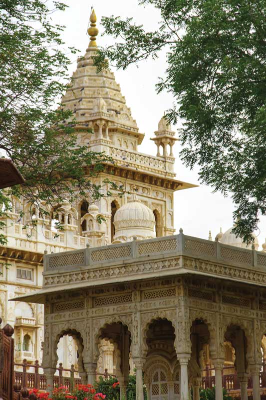 Jodhpur is worldwide famous due their forts, palaces and temples. 
