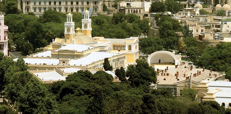 Jardines de la Filarmónica.
