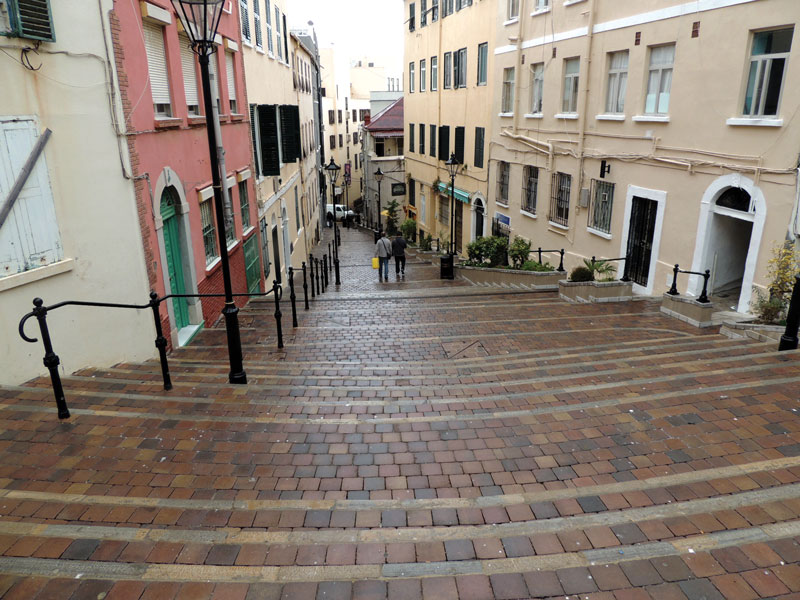 The city of Gibraltar stands out for the medley of architectonic styles and the diversity of its inhabitants. 
