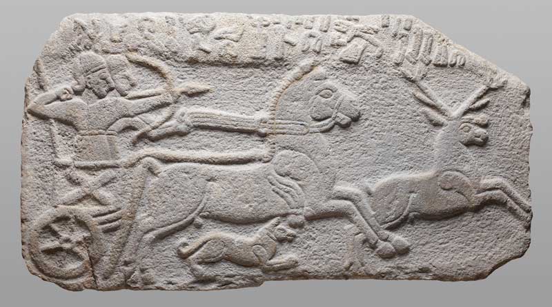 Amura,AmuraWorld,AmuraYachts,Anatolia, un mosaico de mil culturas, Relieve con escena<br />de caza en el Louvre; exposición 'Los reinos olvidades de Hititas y Arameos'.