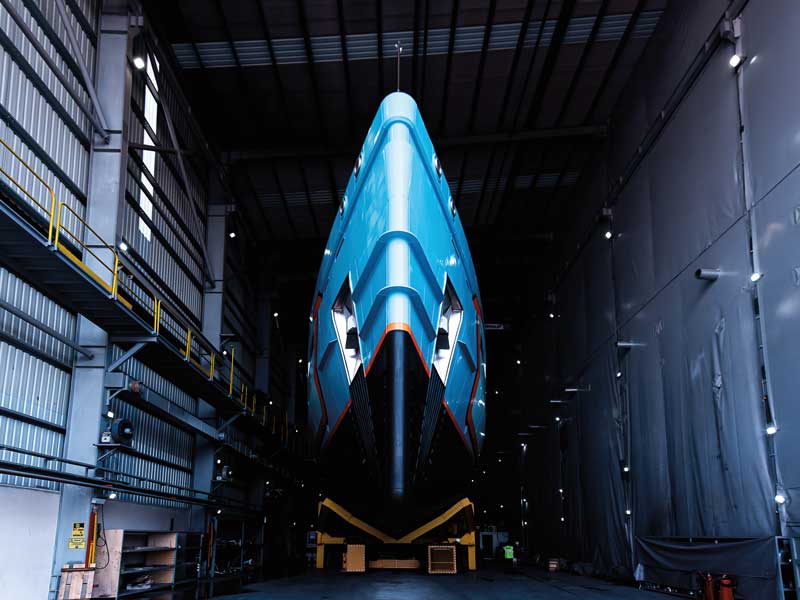 Amura,Amura World,Amura Yachts,Mar Adriático,Los Balcanes, Yacht Support 53 Five Oceans, fabricado por el astillero Damen Yachting.
